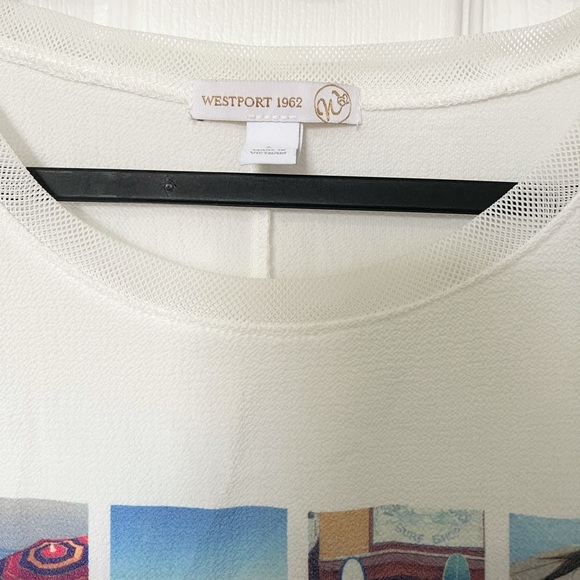 Beautiful Graphic tee - Picture 2 of 7